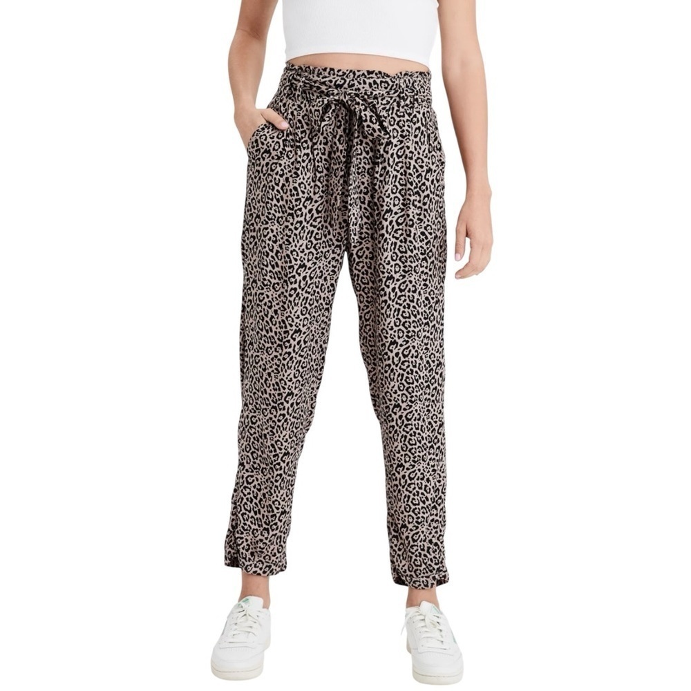 American Eagle Women's S Small Paperbag Pants Tapered High Waist Leopard Print